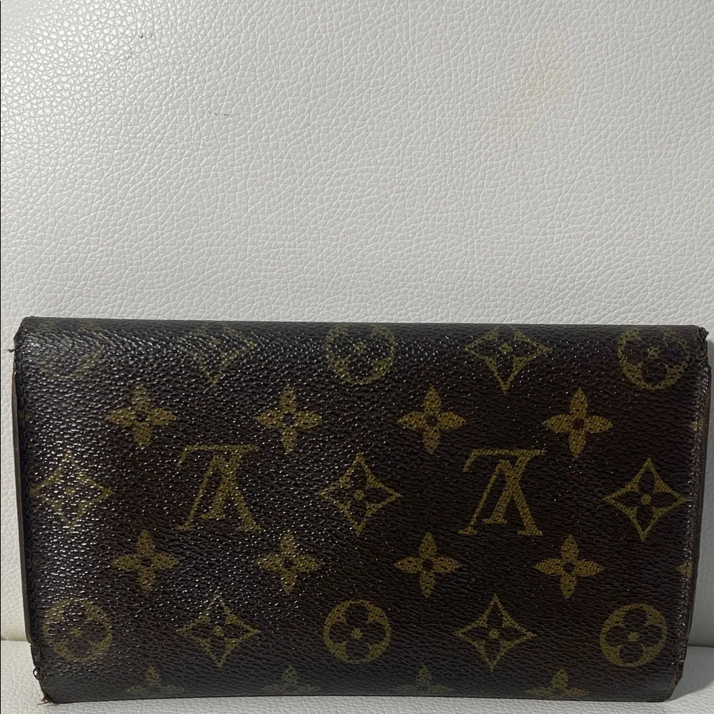Authentic Louis Vuitton Monogram International Long Wallet
